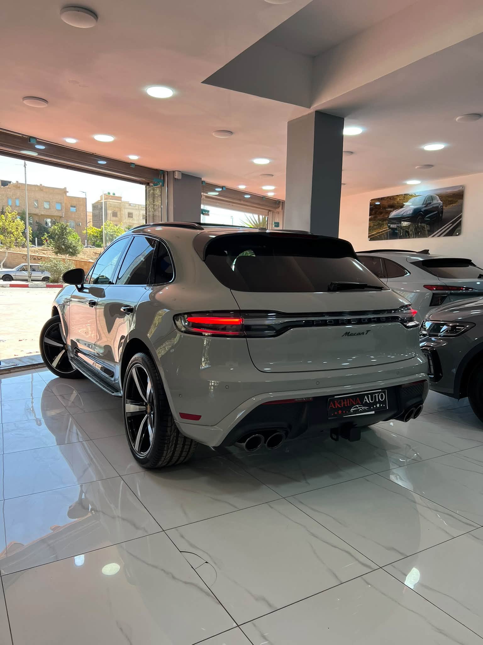 porsche macan-t
