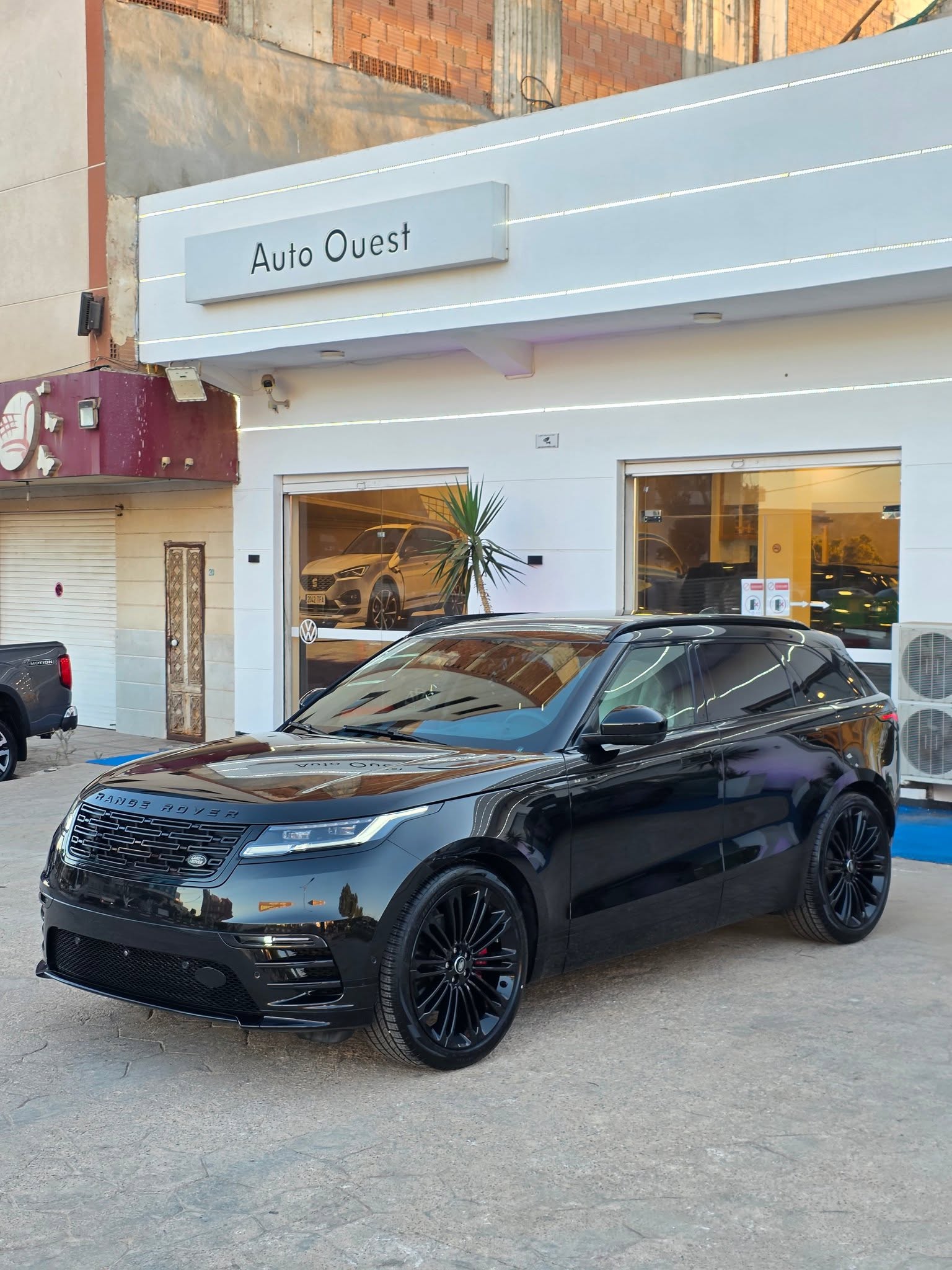 land-rover velar