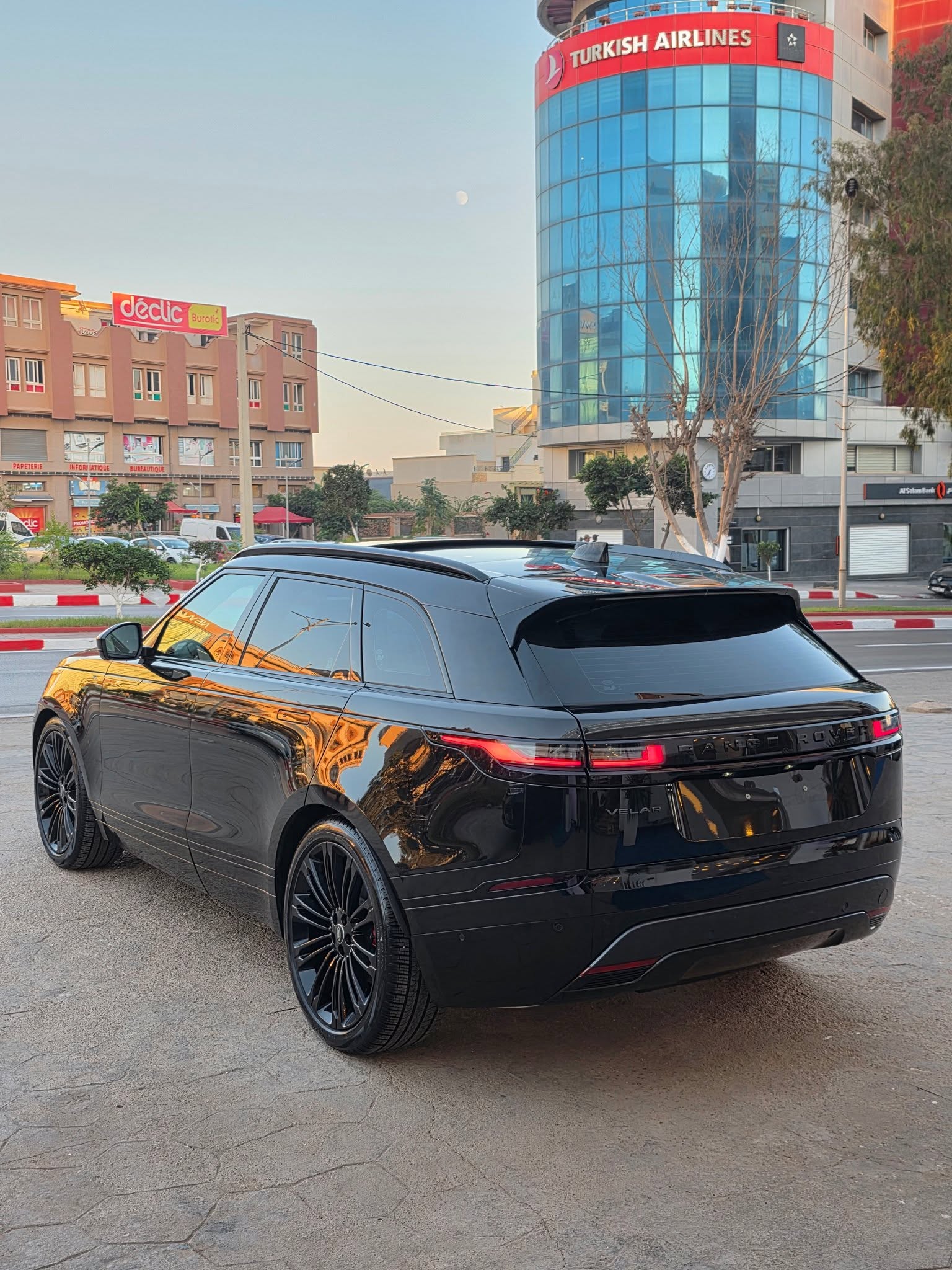 land-rover velar