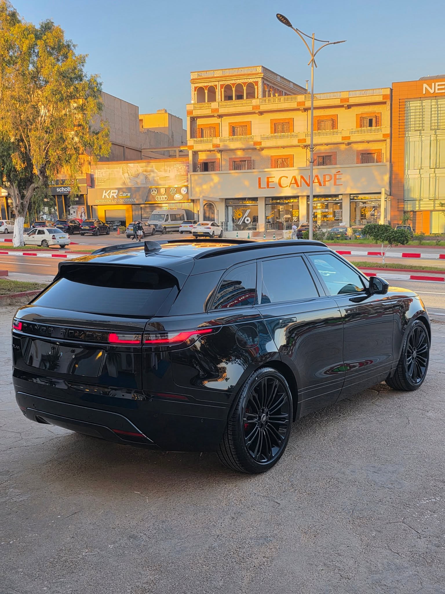 land-rover velar